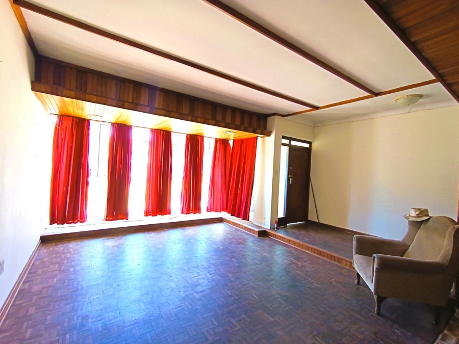 5 Bedroom Property for Sale in Universitas Free State